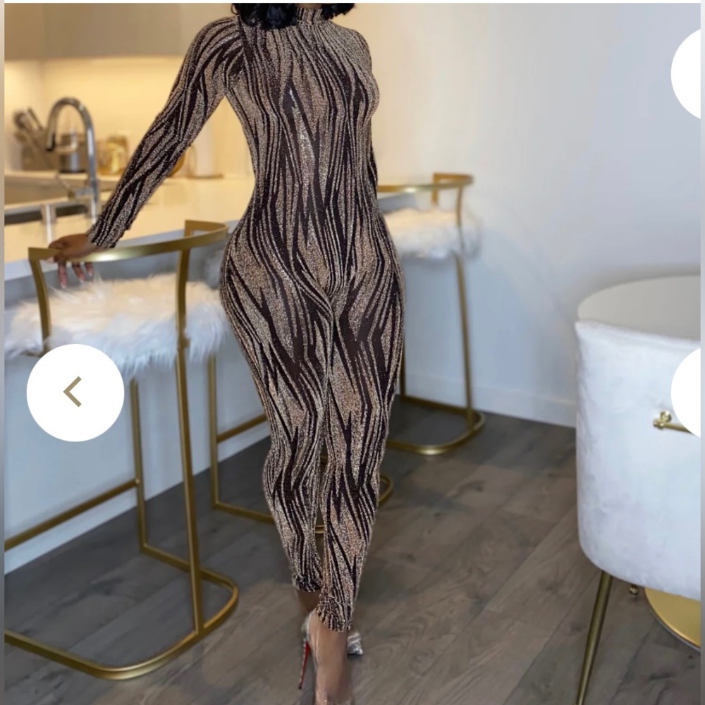 Sparkly Black and Gold Jumpsuit (Size MEDIUM) NEW w/o Tags